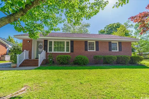 603 Yarboro St, Mullins, SC 29574
