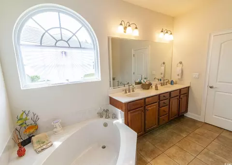 Bath - 669 Evers Loop, Surfside Beach, SC 29575 photo 3 of 5