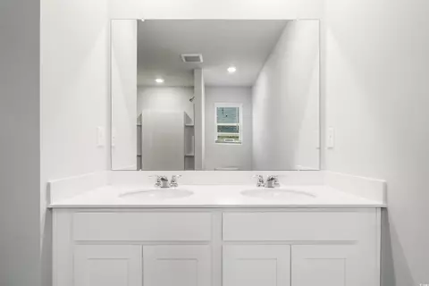 Bath - 88 Cape Point Dr, Conway, SC 29527 photo 3 of 3