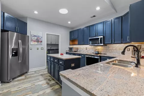 Kitchen - 143 Rose Water Loop, Myrtle Beach, SC 29588 photo 2 of 4