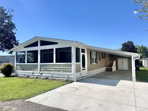 463 Sandpebble Dr, Surfside Beach, SC 29575 photo 29