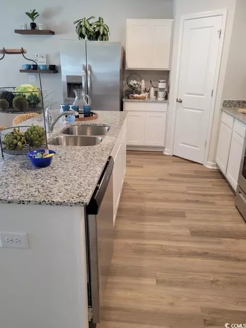 Kitchen - 1153 Cherrystone Loop, Conway, SC 29526 photo 2 of 3