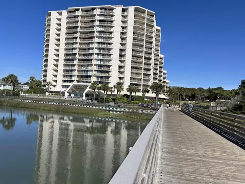 101 Ocean Creek Dr #HH-14, Myrtle Beach, SC 29572