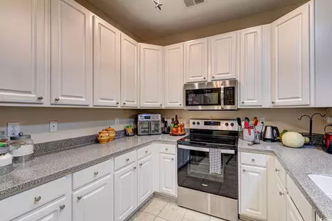 Kitchen - 172 Rose Water Loop, Myrtle Beach, SC 29588 photo 1 of 2