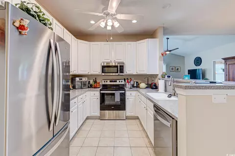 Kitchen - 172 Rose Water Loop, Myrtle Beach, SC 29588 photo 2 of 2