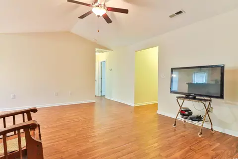 Living - 800 Benchmade Rd, Conway, SC 29527 photo 2 of 2