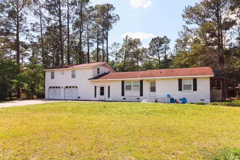 1867 N Nichols Hwy, Nichols, SC 29581