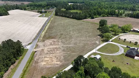 Exterior - 8237 Kerl Rd, Conway, SC 29526 photo 4 of 5