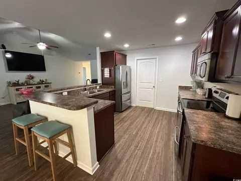Kitchen - 73 Timber Run Dr, Georgetown, SC 29440 photo 2 of 6