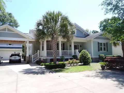 7610 Parkwood Dr, Myrtle Beach, SC 29572