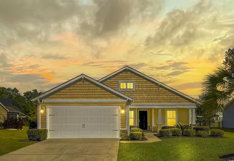 728 Pickering Dr NW, Calabash, NC 28467
