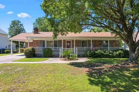 11 Pierce Pl, Surfside Beach, SC 29575