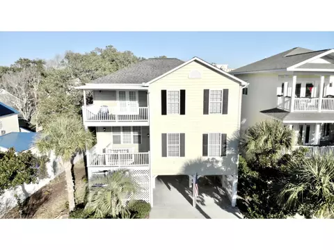 302 14th Ave, North Myrtle Beach, SC 29582