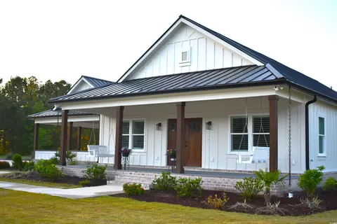 1500 Whispering Hills Rd, Loris, SC 29569