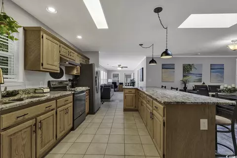 617 Juniper Dr, Surfside Beach, SC 29575 photo 8