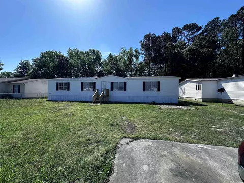 8371 Huntington Ct, Conway, SC 29527