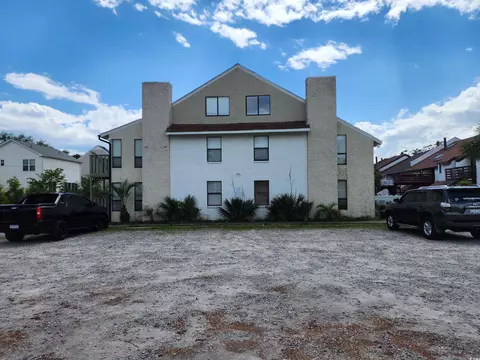 303 20th Ave S #104, Myrtle Beach, SC 29577