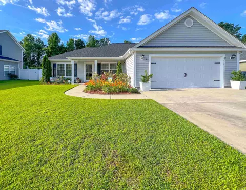 218 Blue Jacket Dr, Galivants Ferry, SC 29544