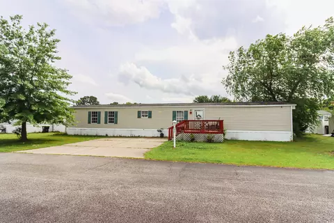1037 Manor Ln, Conway, SC 29526