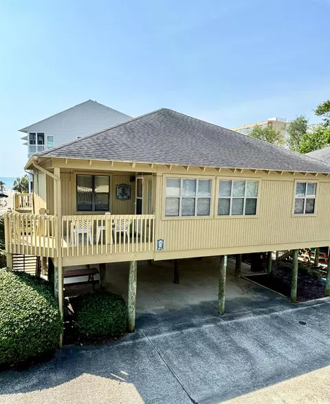 9516 Jesters Ct, Myrtle Beach, SC 29572