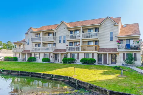 510 Fairwood Lks #18-A, Myrtle Beach, SC 29588