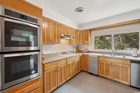 555 Clipper Ct, Georgetown, SC 29440 photo 7