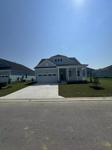 6071 Curran St, Murrells Inlet, SC 29576