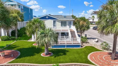 526 Dogwood Dr N, Murrells Inlet, SC 29576