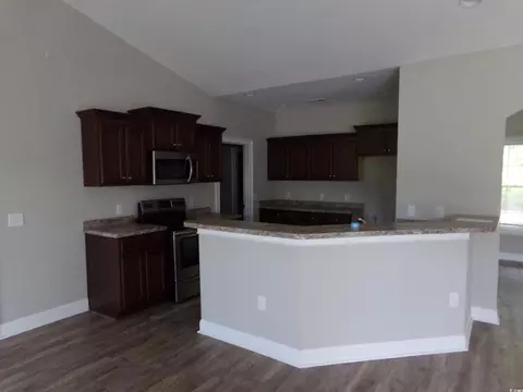 975 Suggs St, Loris, SC 29569 photo 2