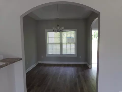 975 Suggs St, Loris, SC 29569 photo 5