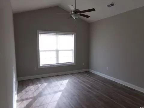 975 Suggs St, Loris, SC 29569 photo 6