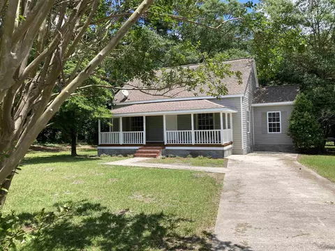 316 S Pine St, Johnsonville, SC 29555