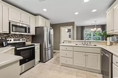 623 Juniper Dr, Surfside Beach, SC 29575 photo 8