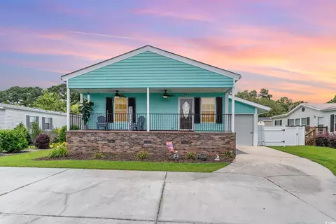 604 Ocean Breeze Ln, Murrells Inlet, SC 29576