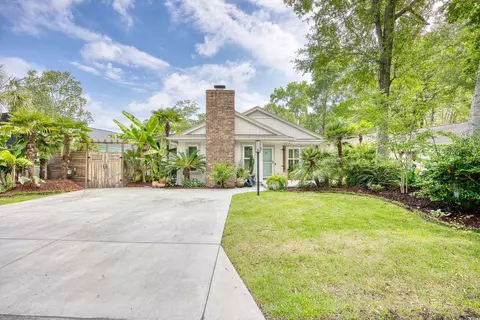 8 Settlers Dr, Myrtle Beach, SC 29577