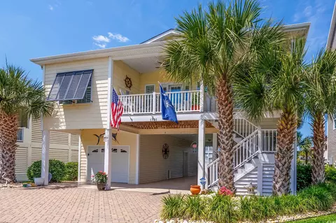 1731 26th Ave N, North Myrtle Beach, SC 29582