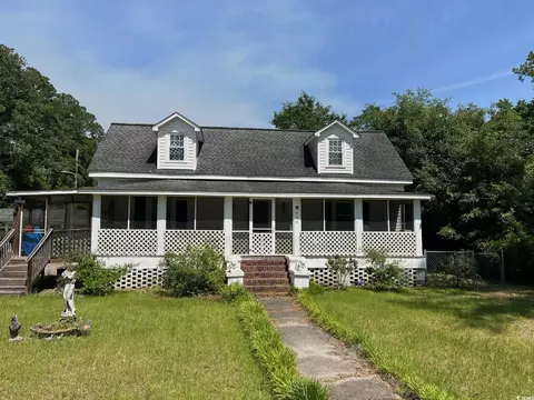 406 N Nichols St, Nichols, SC 29581