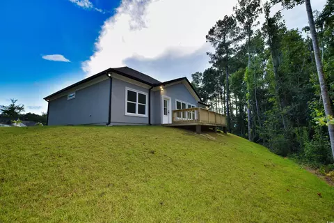 Exterior - 321 Stone Crop Ct, Loris, SC 29569 photo 5 of 6
