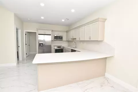 Kitchen - 321 Stone Crop Ct, Loris, SC 29569 photo 3 of 3