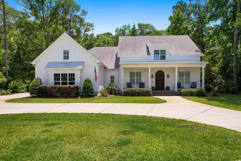 557 Hill Dr, Pawleys Island, SC 29585