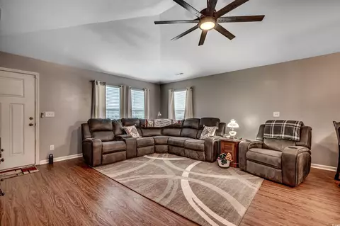 817 Benchmade Rd, Conway, SC 29527 photo 3