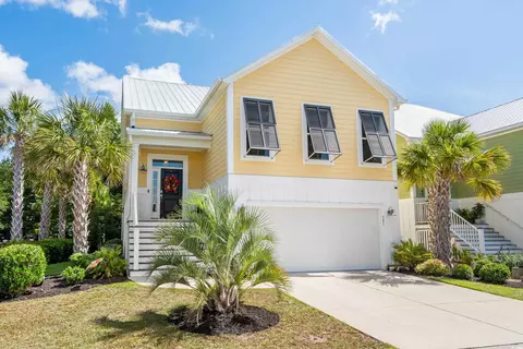 101 Splendor Cir, Murrells Inlet, SC 29576