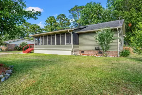 606 Mammie Dr, Myrtle Beach, SC 29588