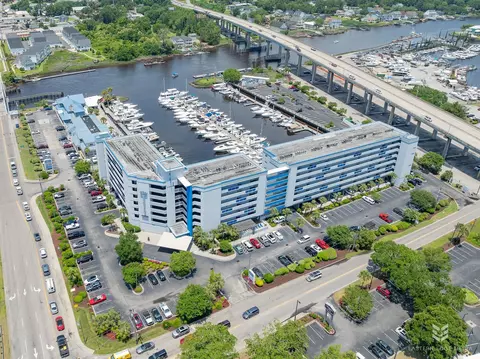 2100 Sea Mountain Hwy #400, North Myrtle Beach, SC 29582