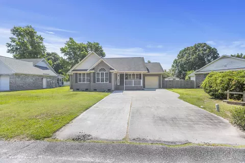 9251 Greeneedle Pl, Murrells Inlet, SC 29576