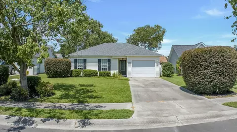 4272 Wrens Xing, Little River, SC 29566