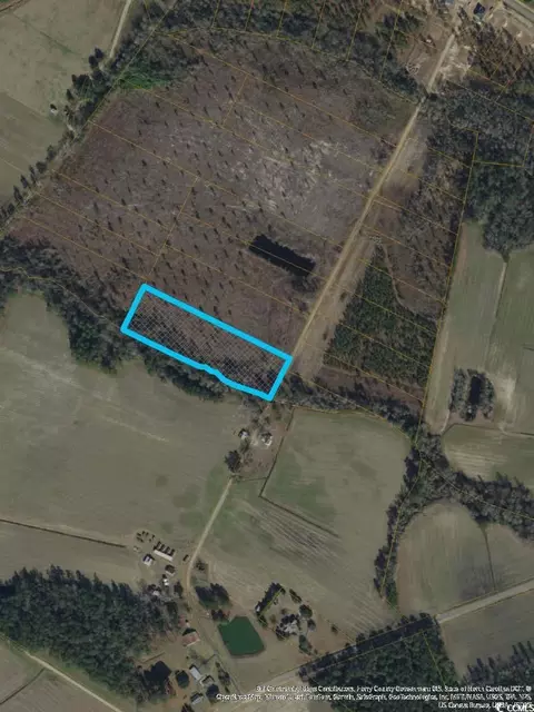 2832 Scarbrough Dr, Loris, SC 29569