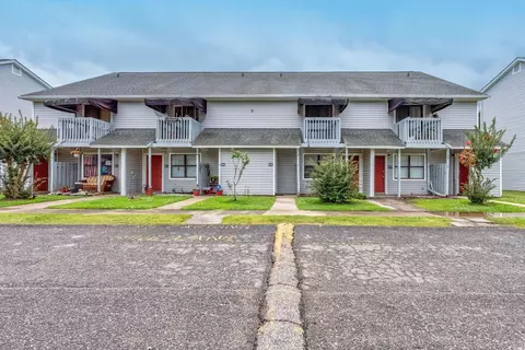 801 Burcale Rd #D6, Myrtle Beach, SC 29579