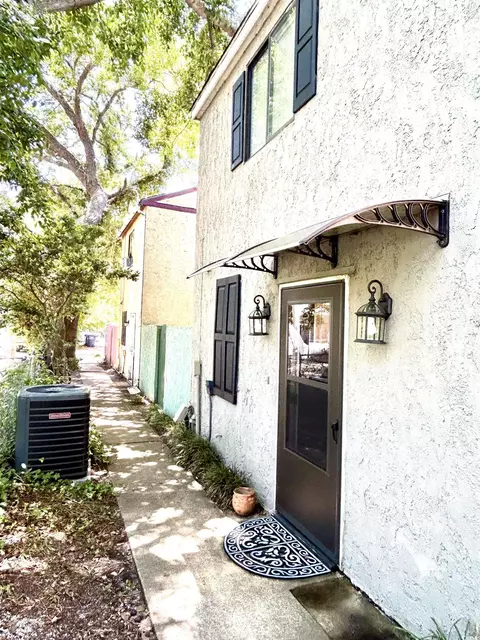 217 N Myrtle St #4, Myrtle Beach, SC 29577