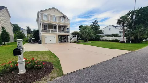 1717 26th Ave N, North Myrtle Beach, SC 29582